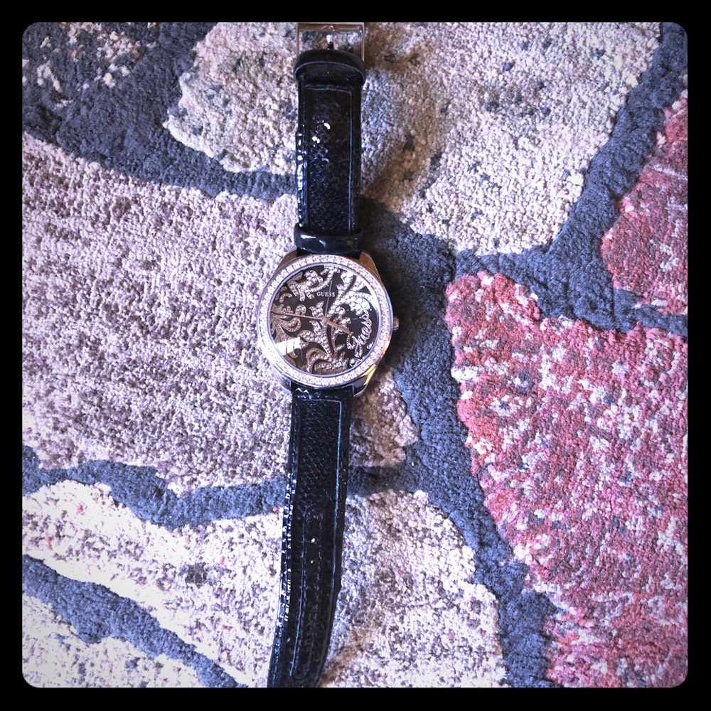 Guess Wristwatch!